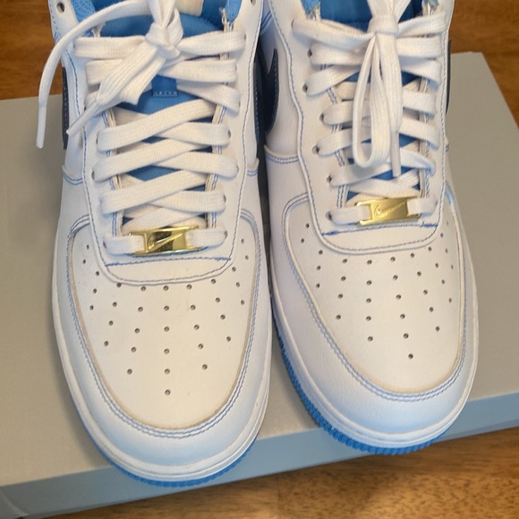 Air Force 1 (price FIRM) - Picture 2 of 6